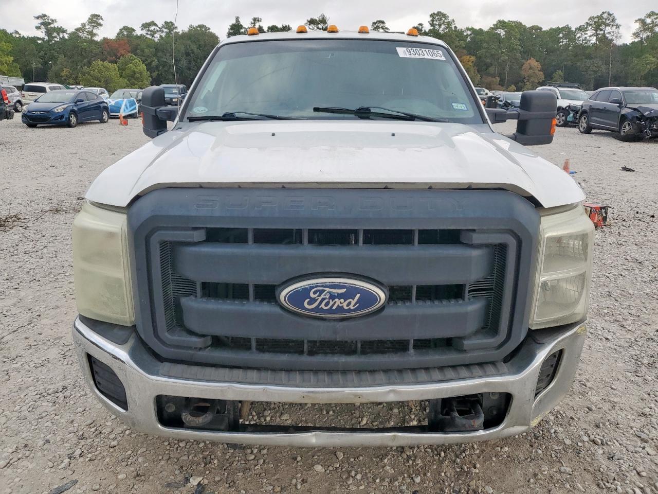 2011 Ford F350 Flatbed Truck - Фото 5
