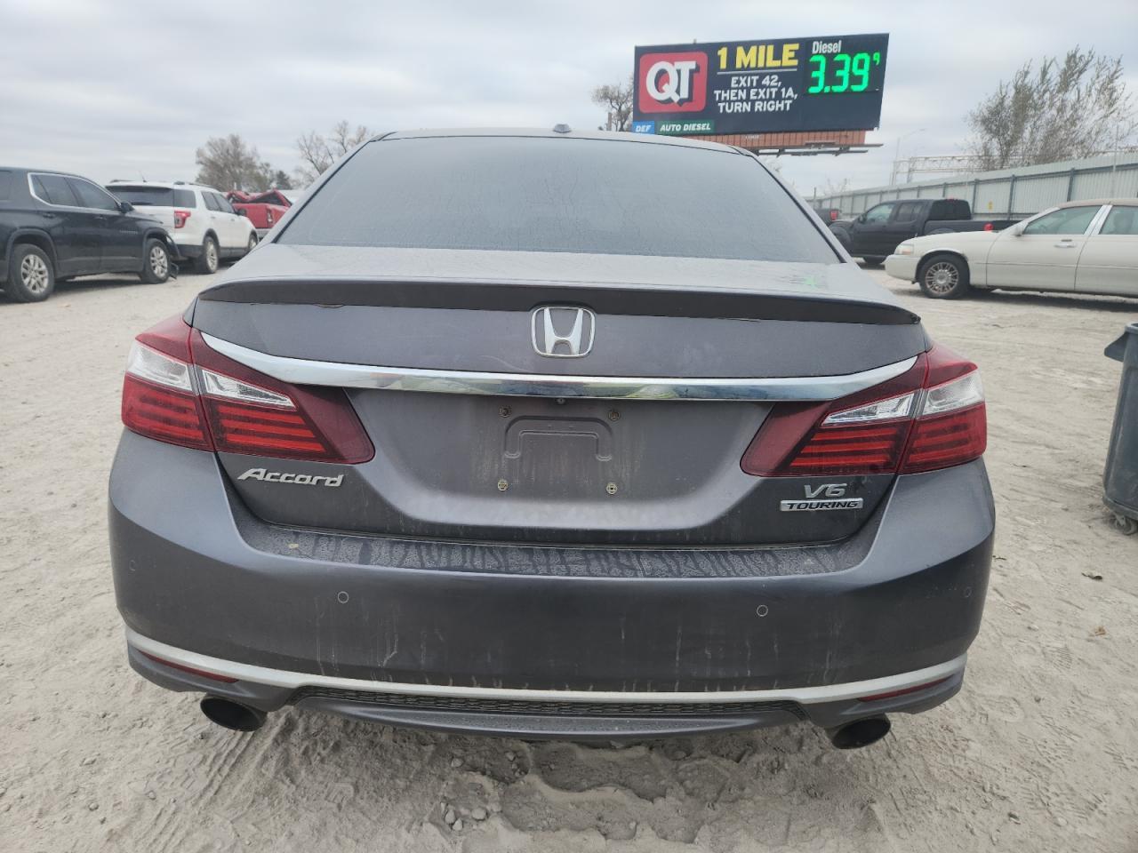 2016 Honda Accord Touring - Фото 6