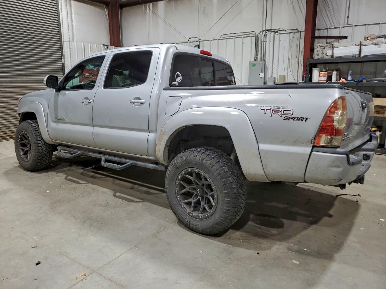 2012 Toyota Tacoma Double Cab - Фото 2