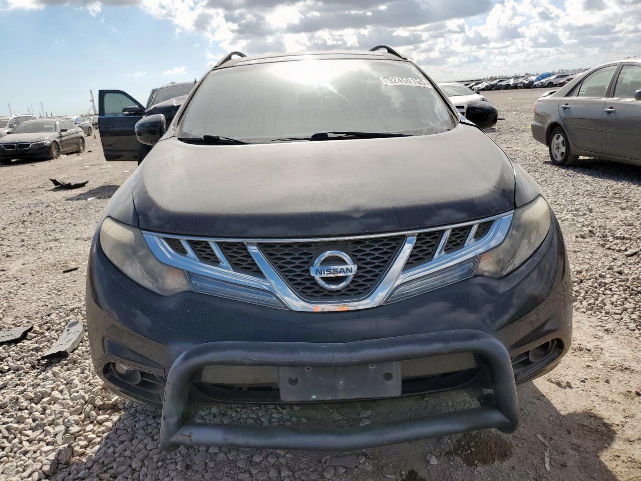 2014 Nissan Murano S - Image 5