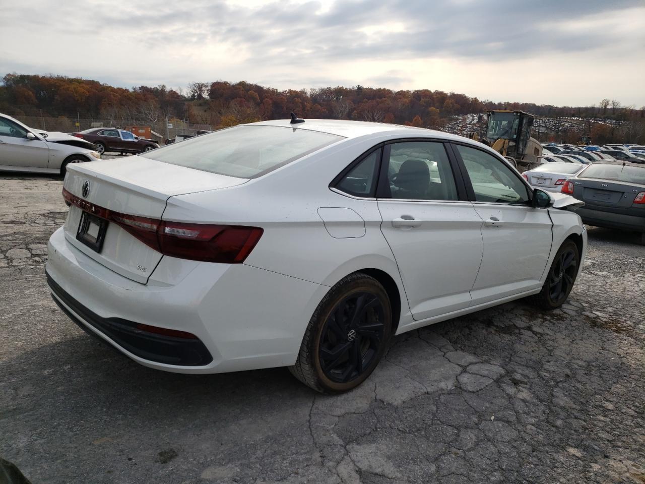 2025 Volkswagen Jetta Se - Image 3