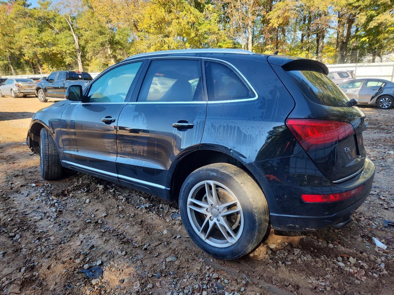 2016 Audi Q5 Premium - Image 2