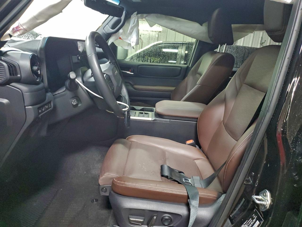 2024 Toyota Land Cruiser Base - Фото 7