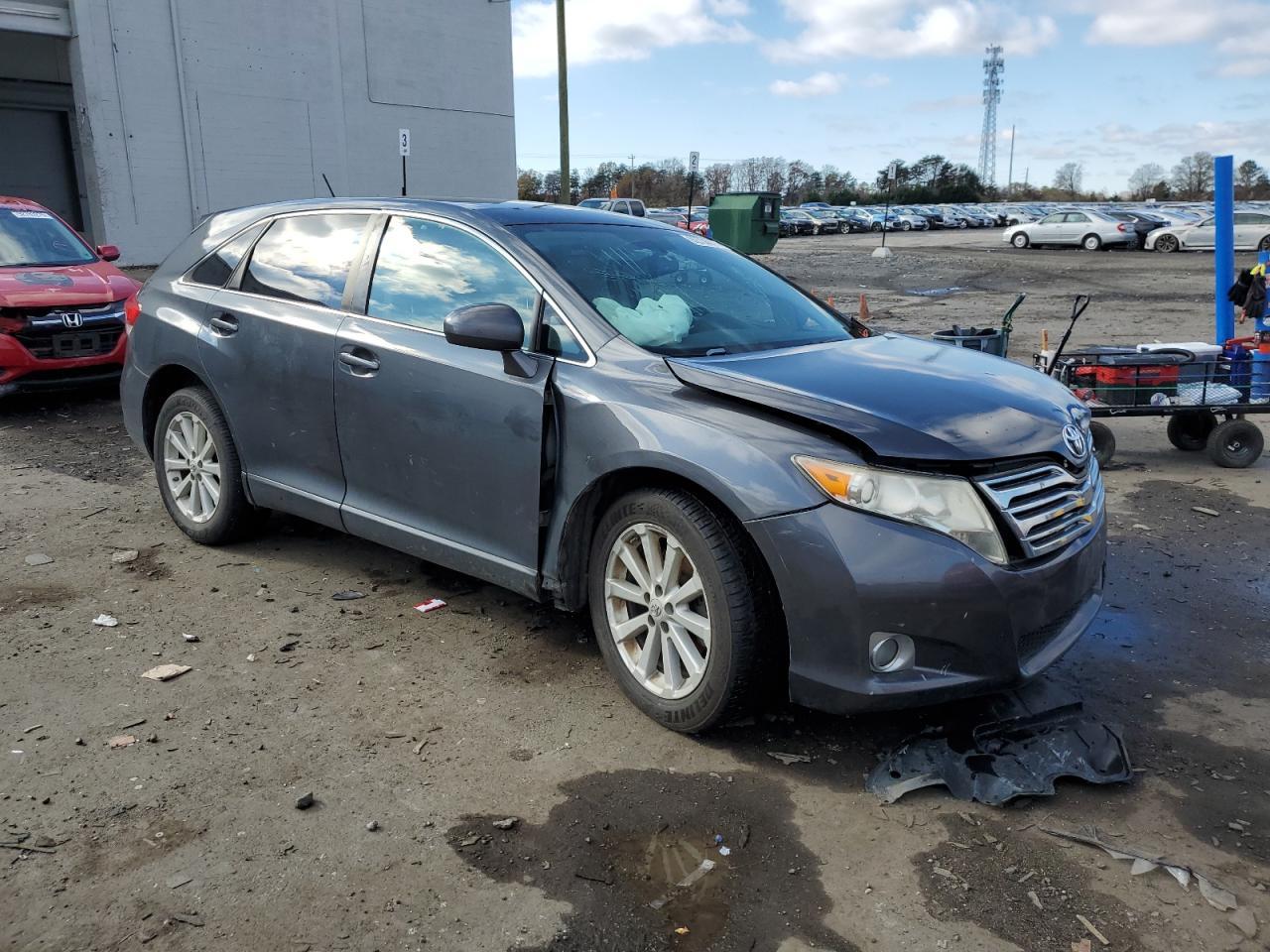 2010 Toyota Venza - Image 4