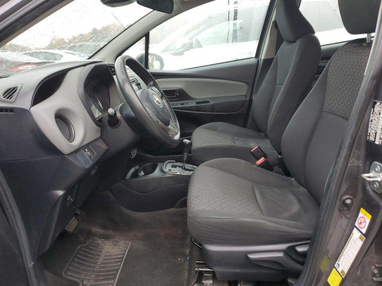 2017 Toyota Yaris 5-Door L Fleet - Image 7
