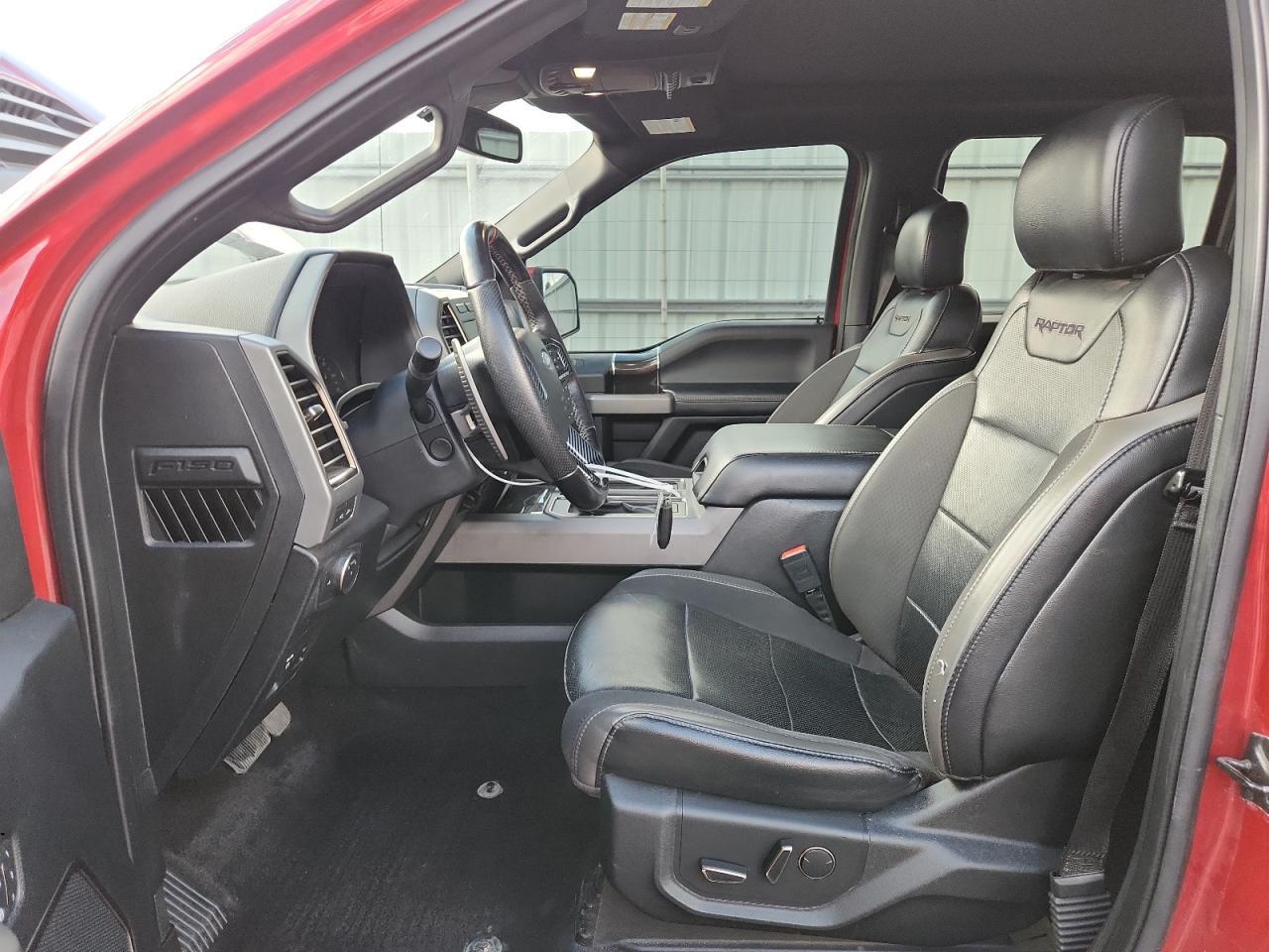 2020 Ford F150 Raptor - Фото 7