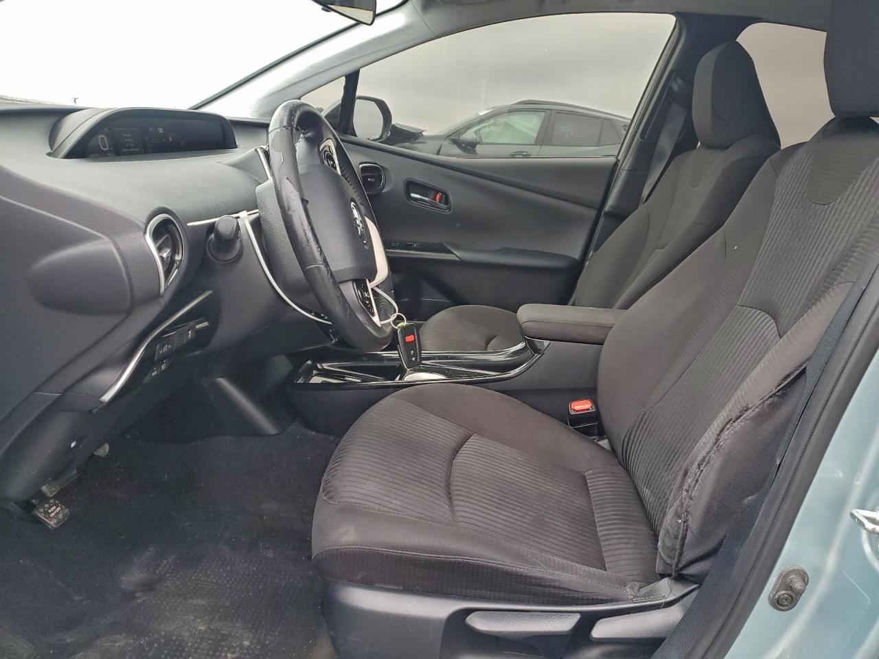 2016 Toyota Prius - Фото 7