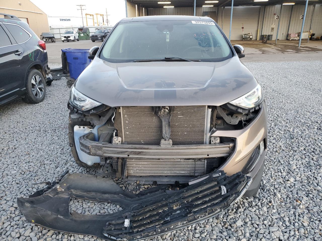 2019 Ford Edge Titanium - Фото 5