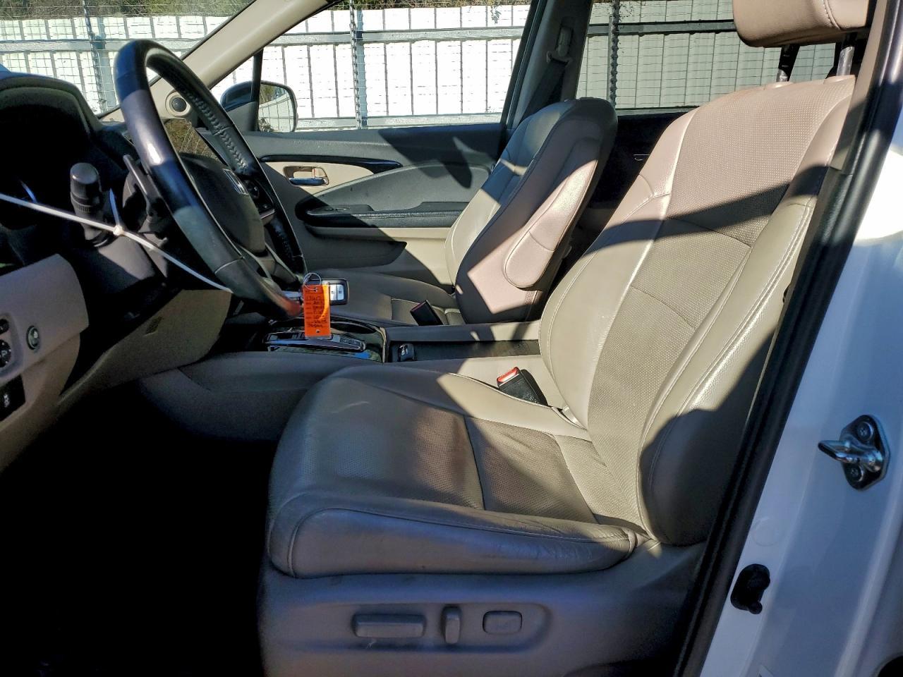 2019 Honda Pilot Elite - Image 7