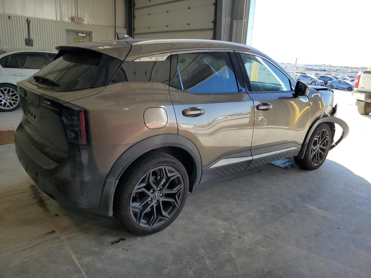 2025 Nissan Kicks Sr - Фото 3