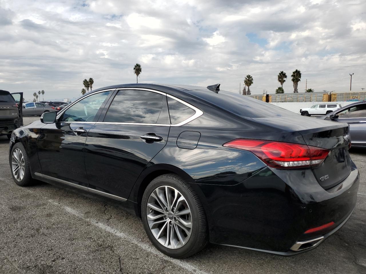 2015 Hyundai Genesis 3.8L - Image 2