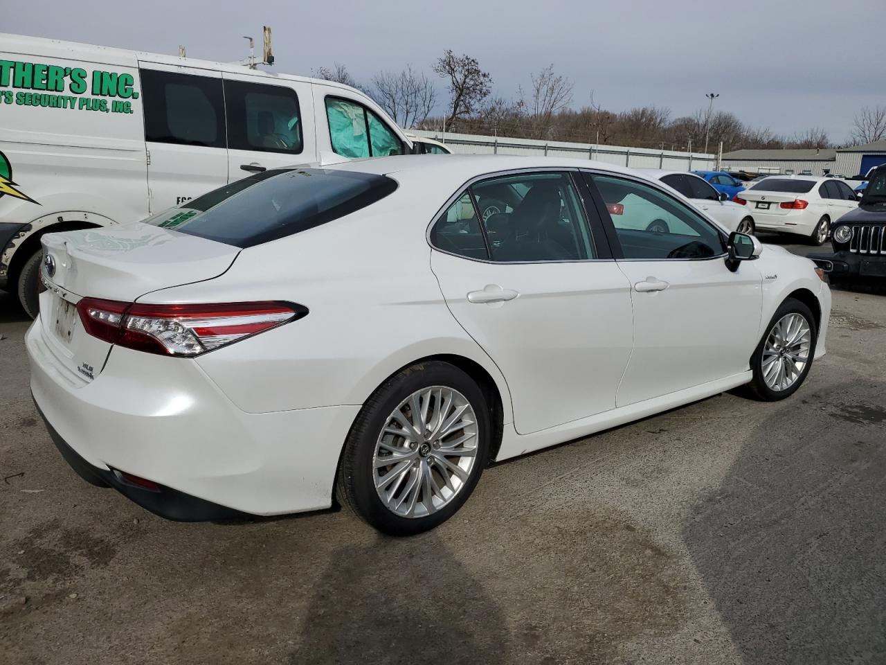 2020 Toyota Camry Xle - Фото 3