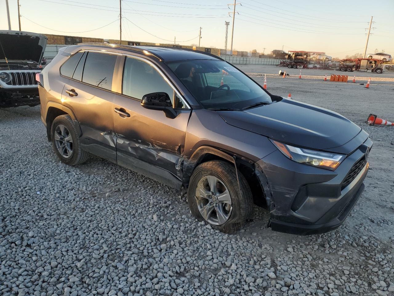 2025 Toyota Rav4 Le - Image 4