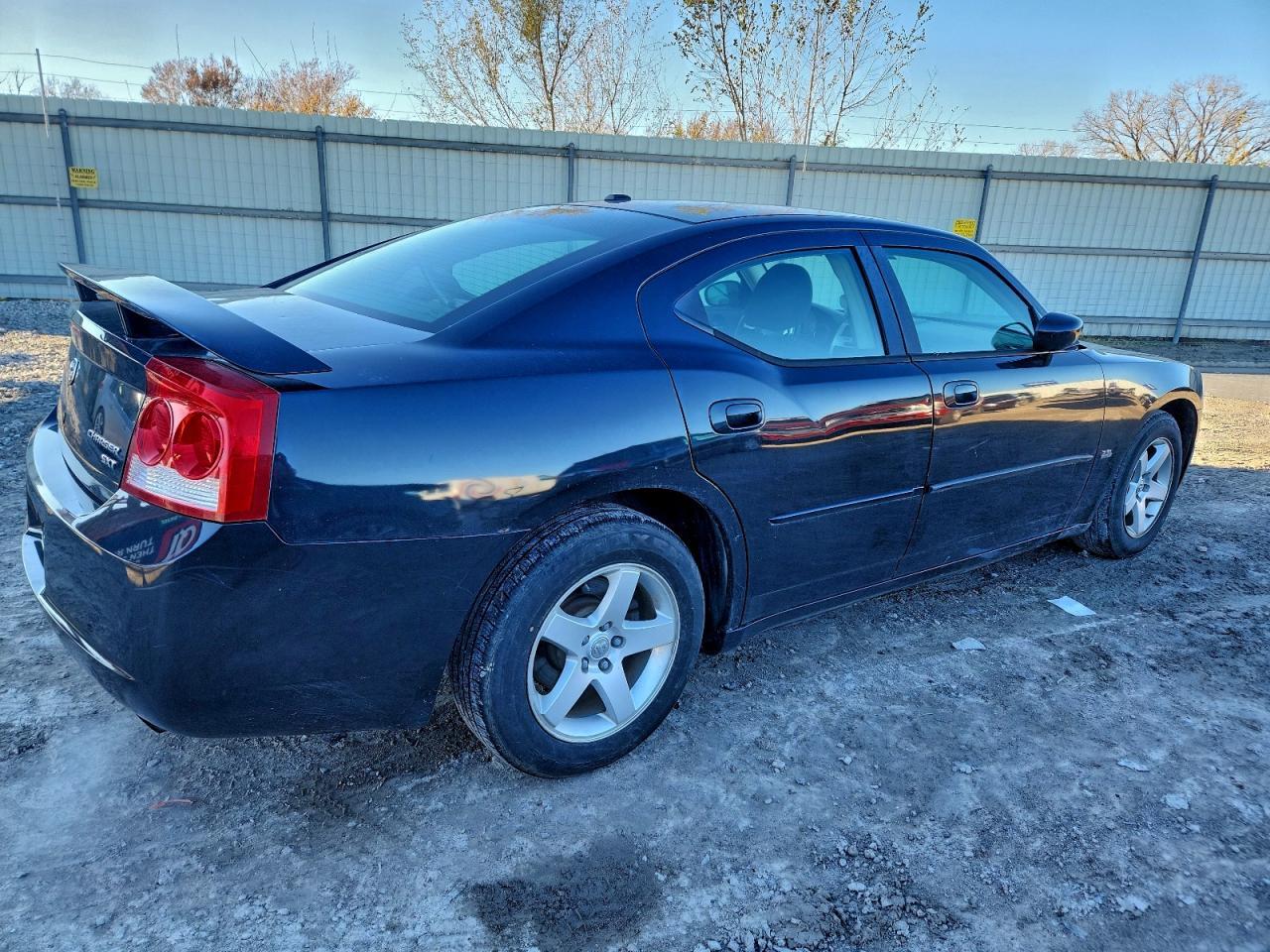 2010 Dodge Charger Sxt - Фото 3