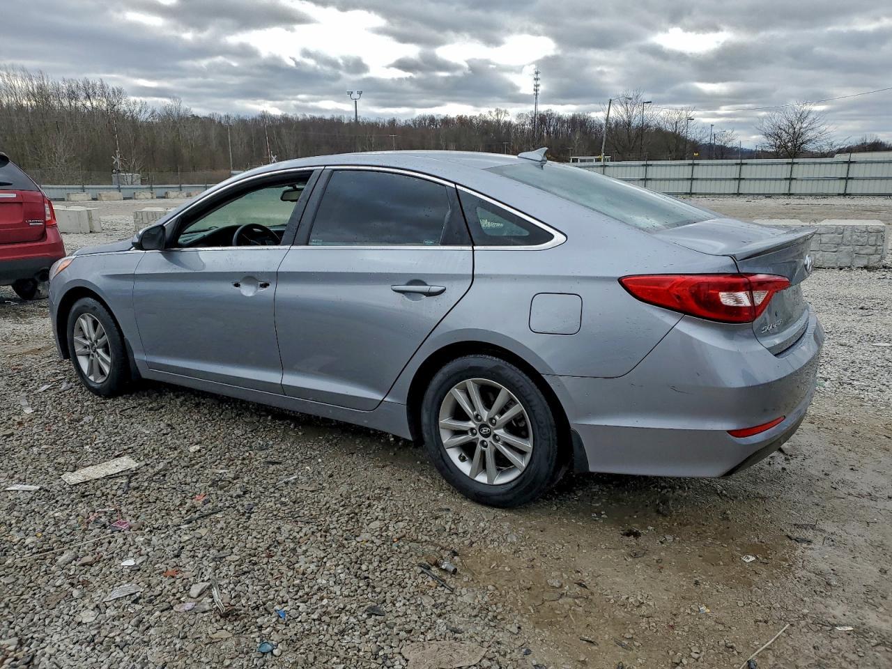 2015 Hyundai Sonata Se - Фото 2