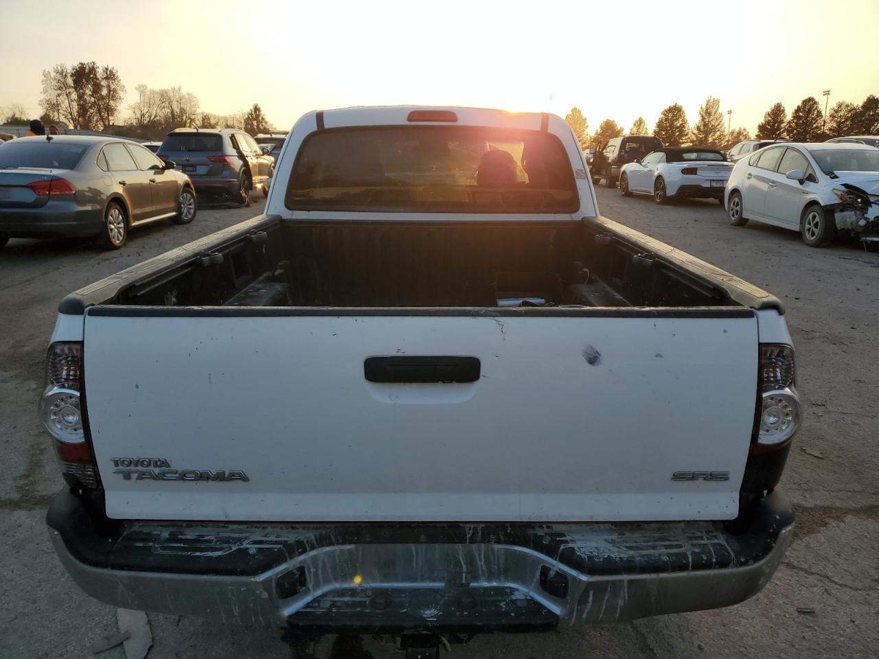 2011 Toyota Tacoma Access Cab - Фото 6