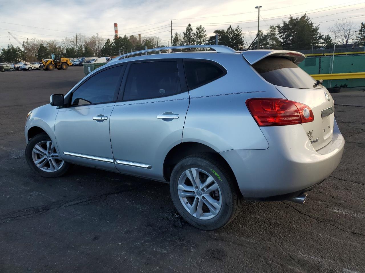 2013 Nissan Rogue S - Image 2