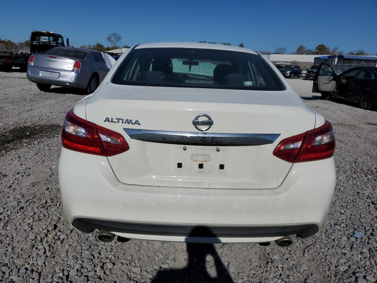 2017 Nissan Altima 2.5 - Фото 6