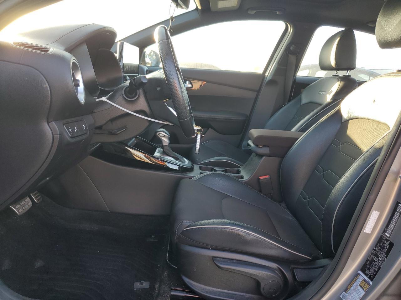 2023 Kia Forte Gt Line - Image 7