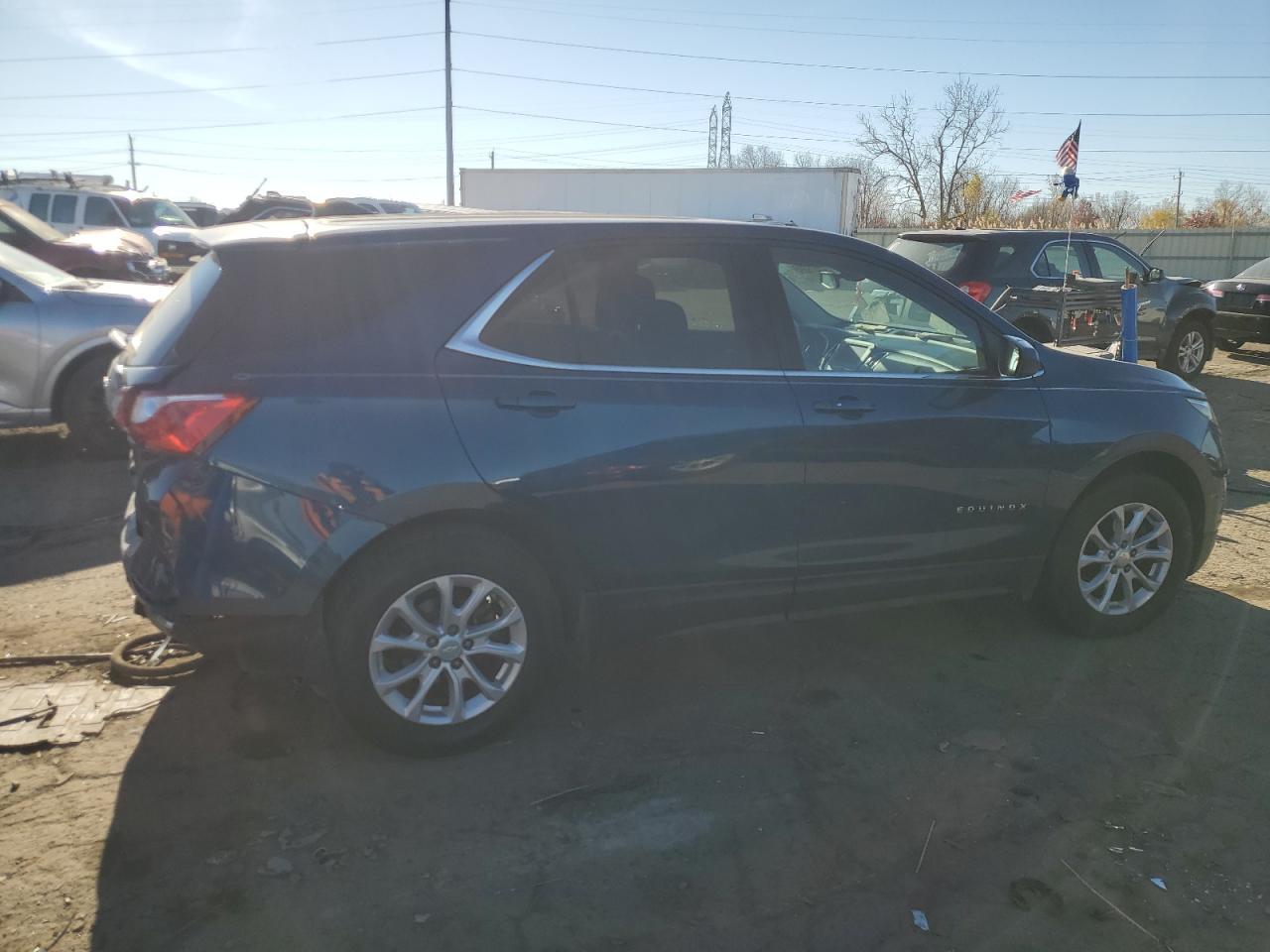 2020 Chevrolet Equinox Lt - Фото 3