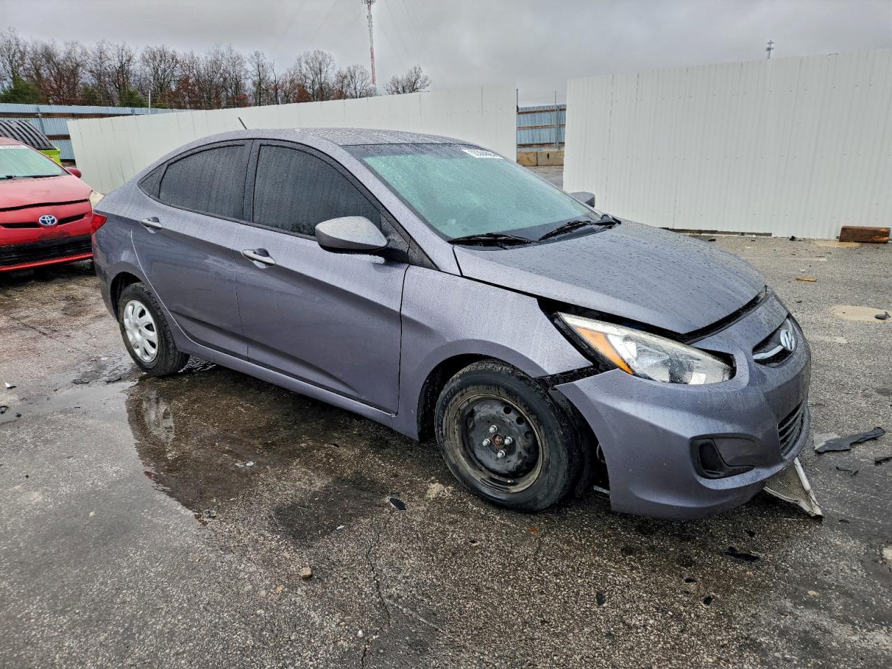 2016 Hyundai Accent Se - Фото 4