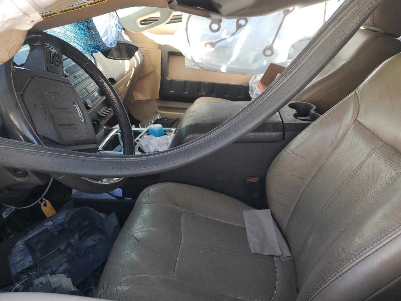 2011 Ford F250 Super Duty - Image 7