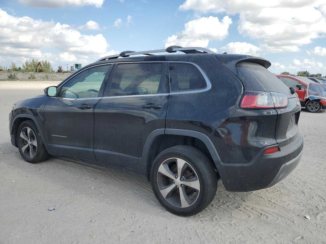 2019 Jeep Cherokee Limited - Image 2