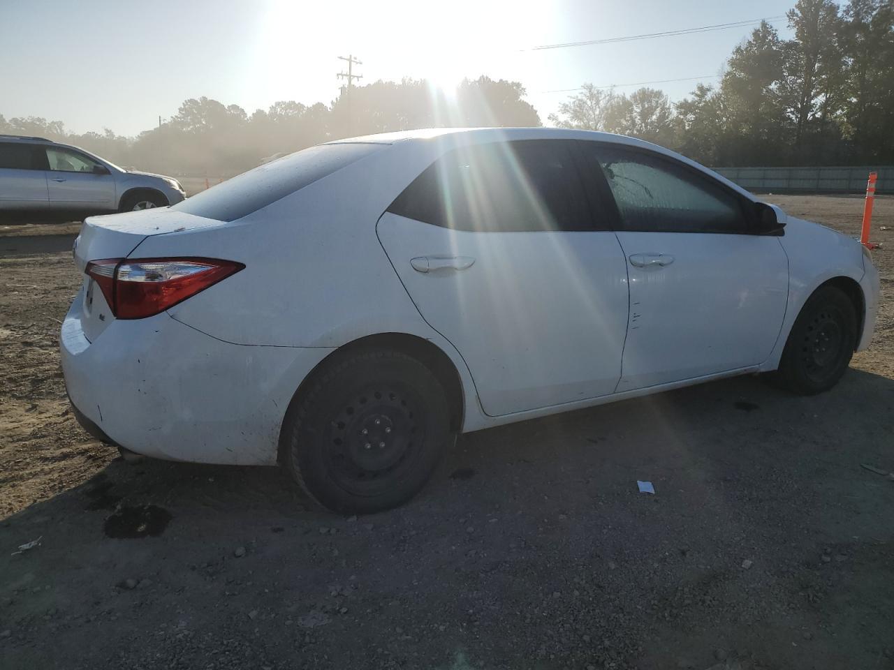 2016 Toyota Corolla L - Фото 3