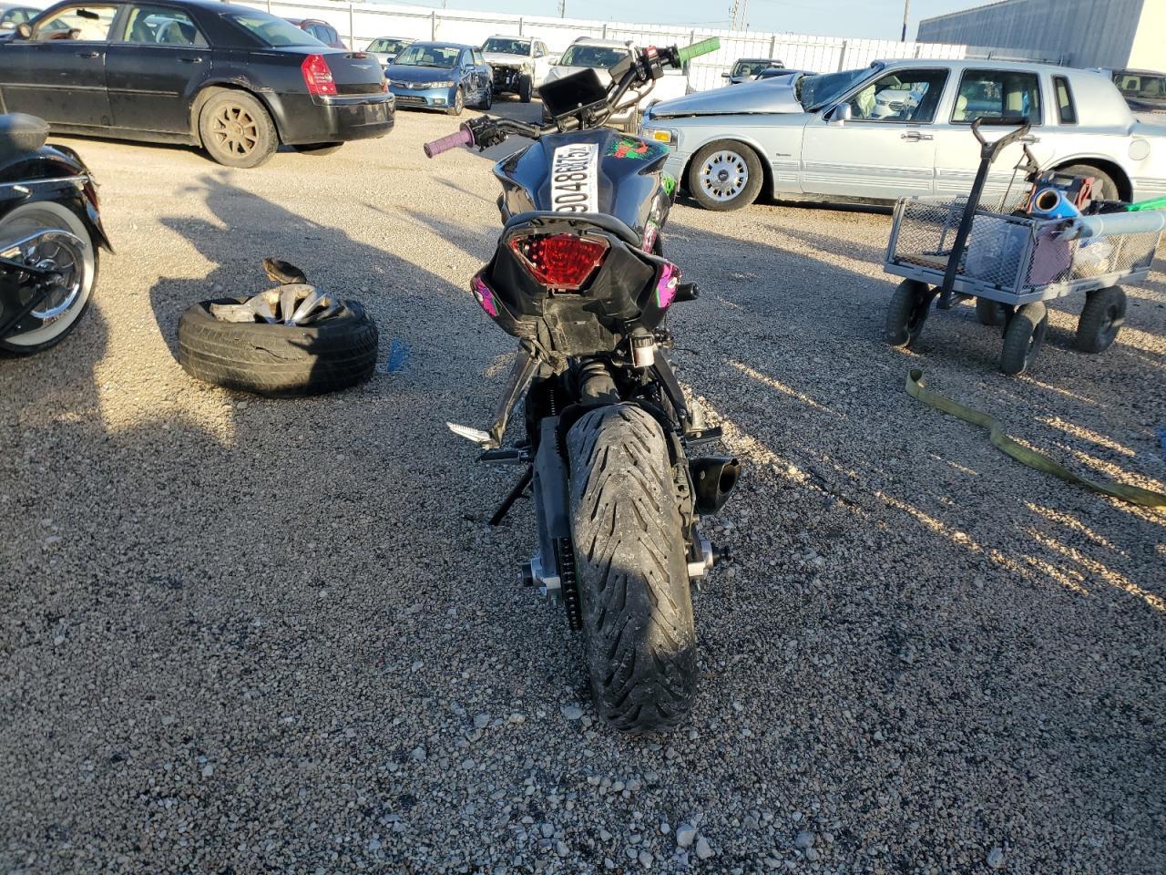 2024 Yamaha Mt07 - Фото 4