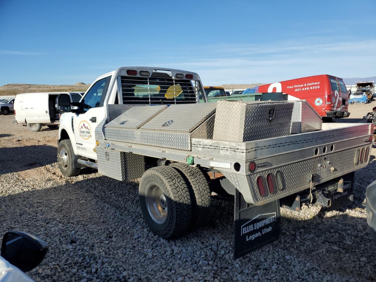 2019 Ford F350 Super Duty Utility / Service Truck - Image 2