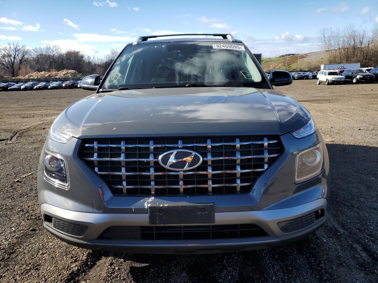 2023 Hyundai Venue - Image 5