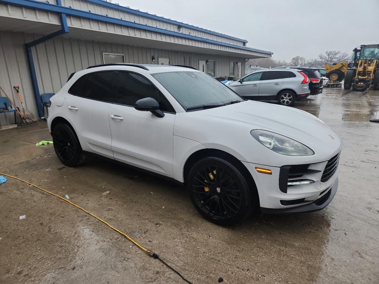 2020 Porsche Macan S - Image 4