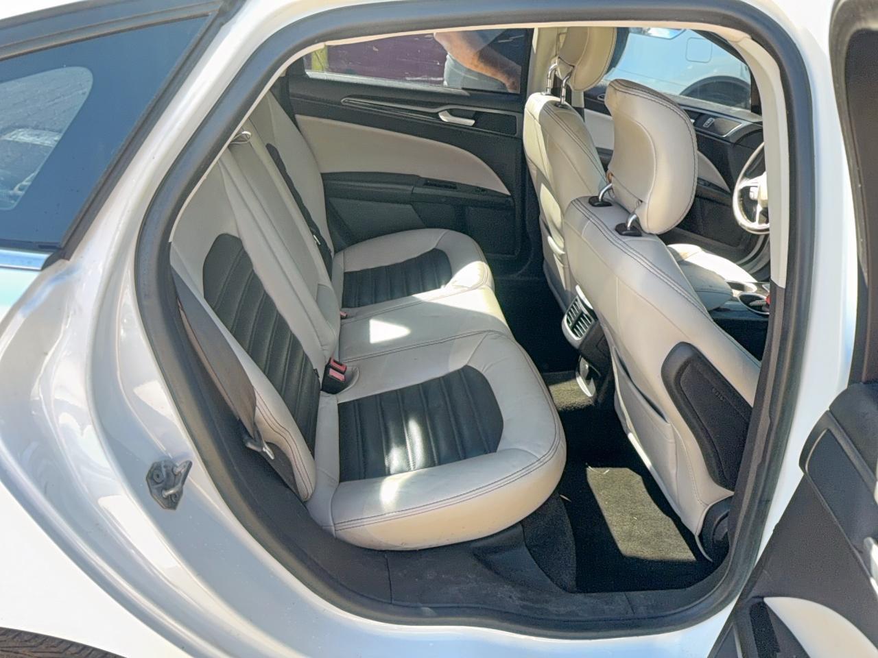 2014 Ford Fusion Se - Фото 6