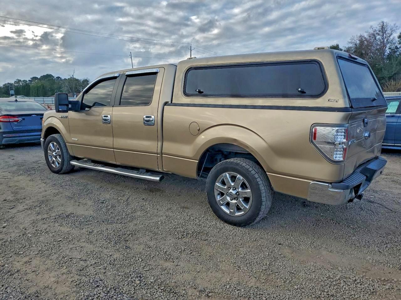 2013 Ford F150 Supercrew - Image 2