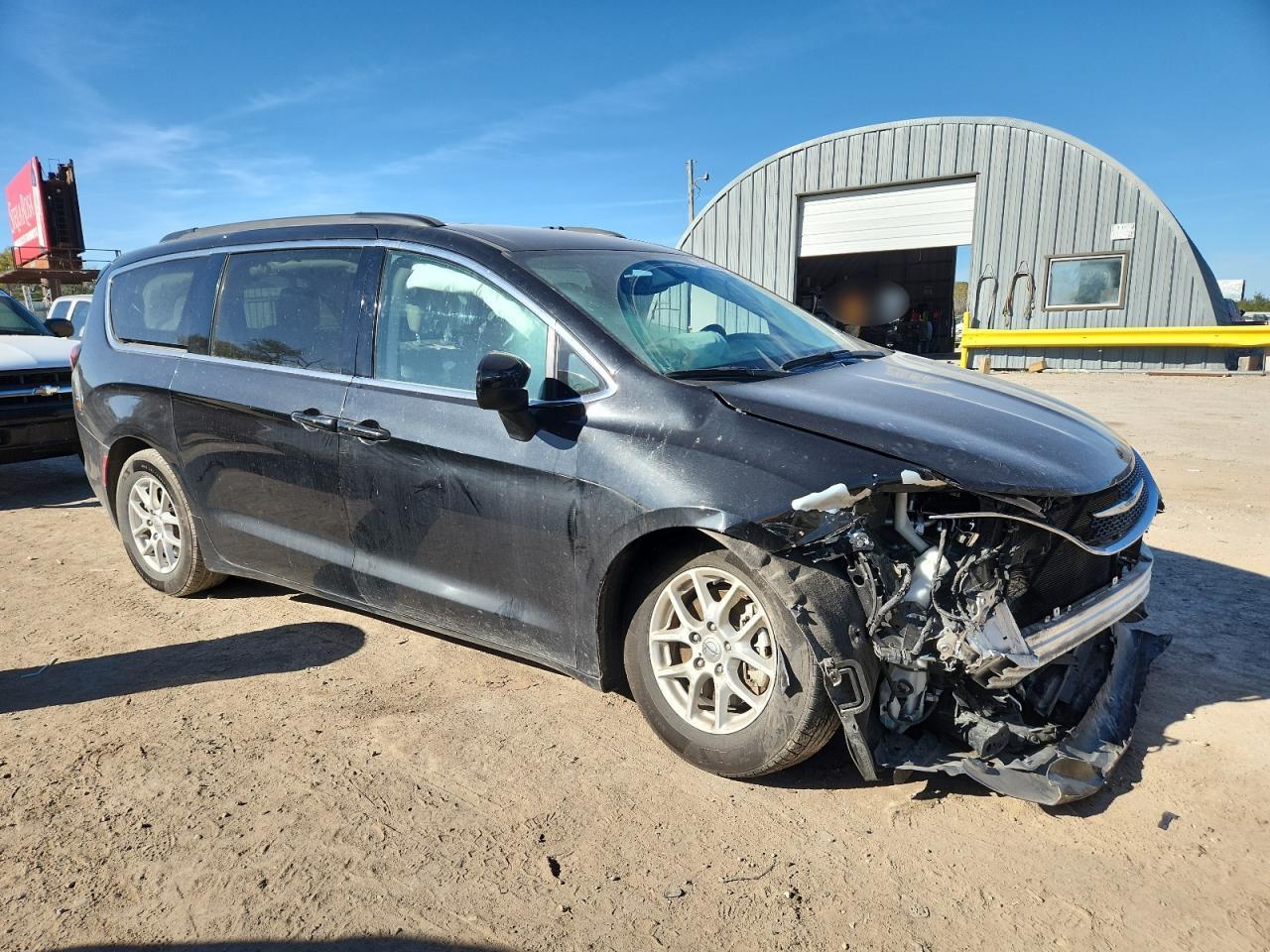 2021 Chrysler Voyager Lxi - Фото 4