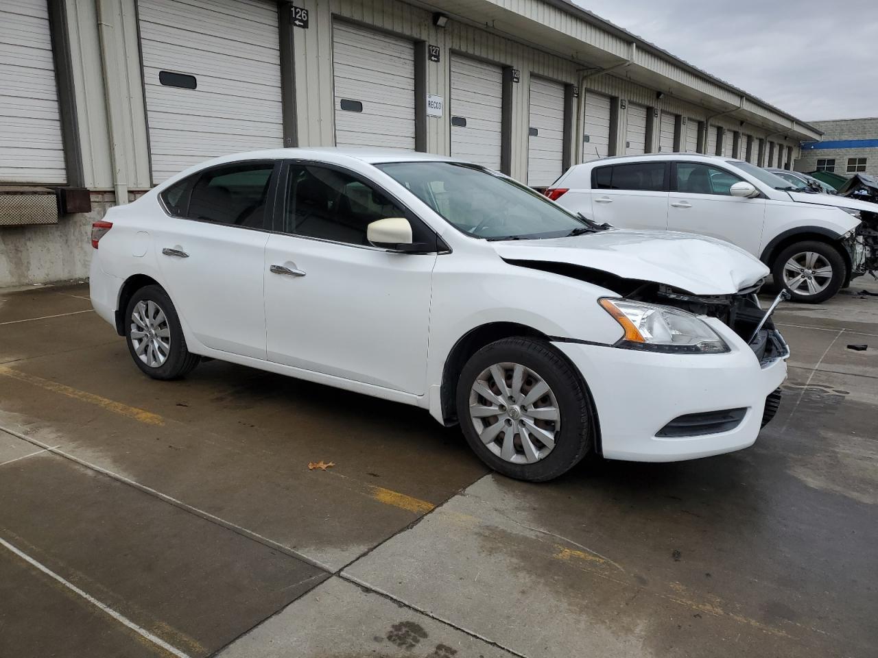 2015 Nissan Sentra S - Фото 4