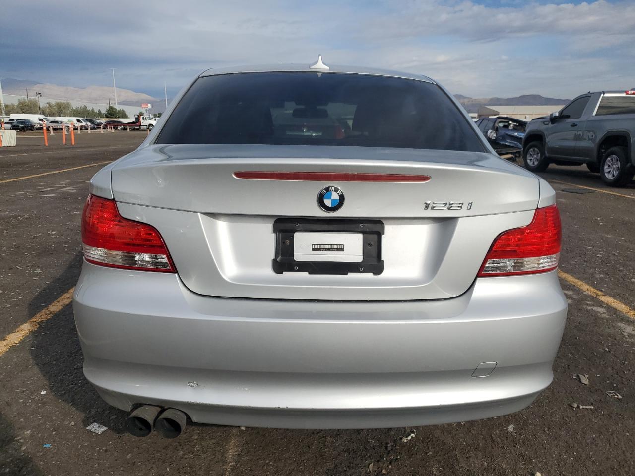 2011 BMW 128 I - Фото 6