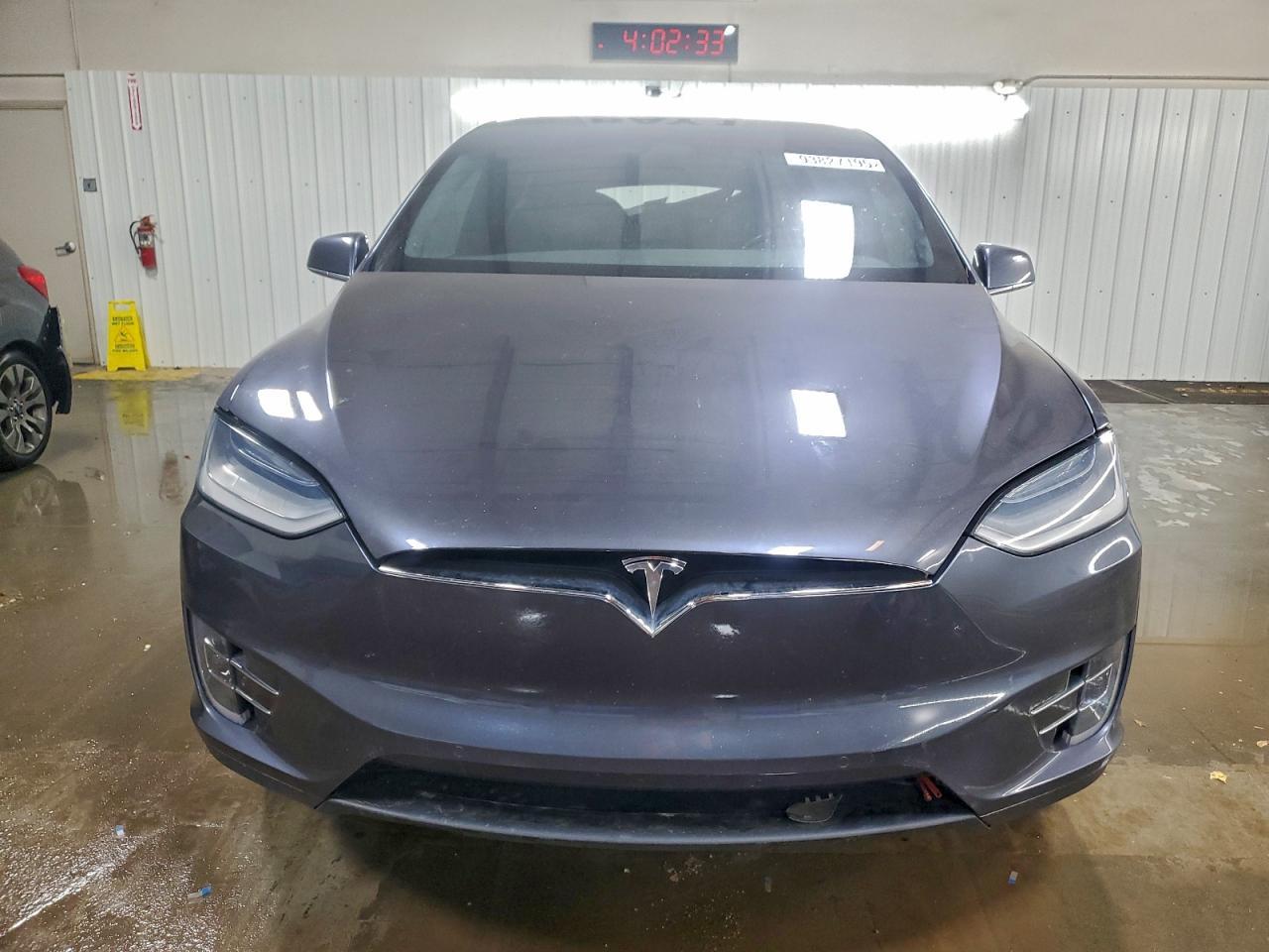 2021 Tesla Model X - Image 5