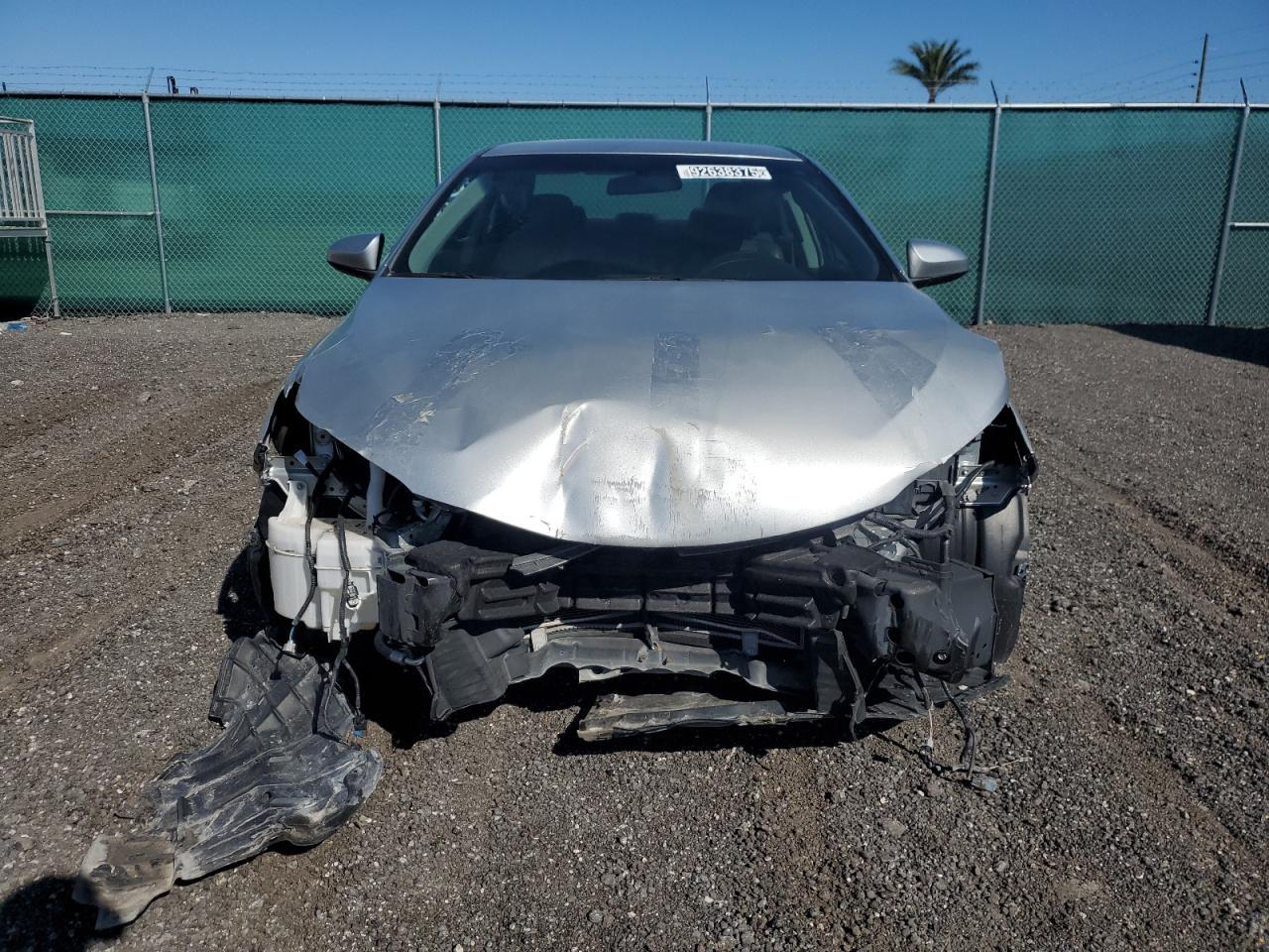 2017 Toyota Camry Le - Фото 5