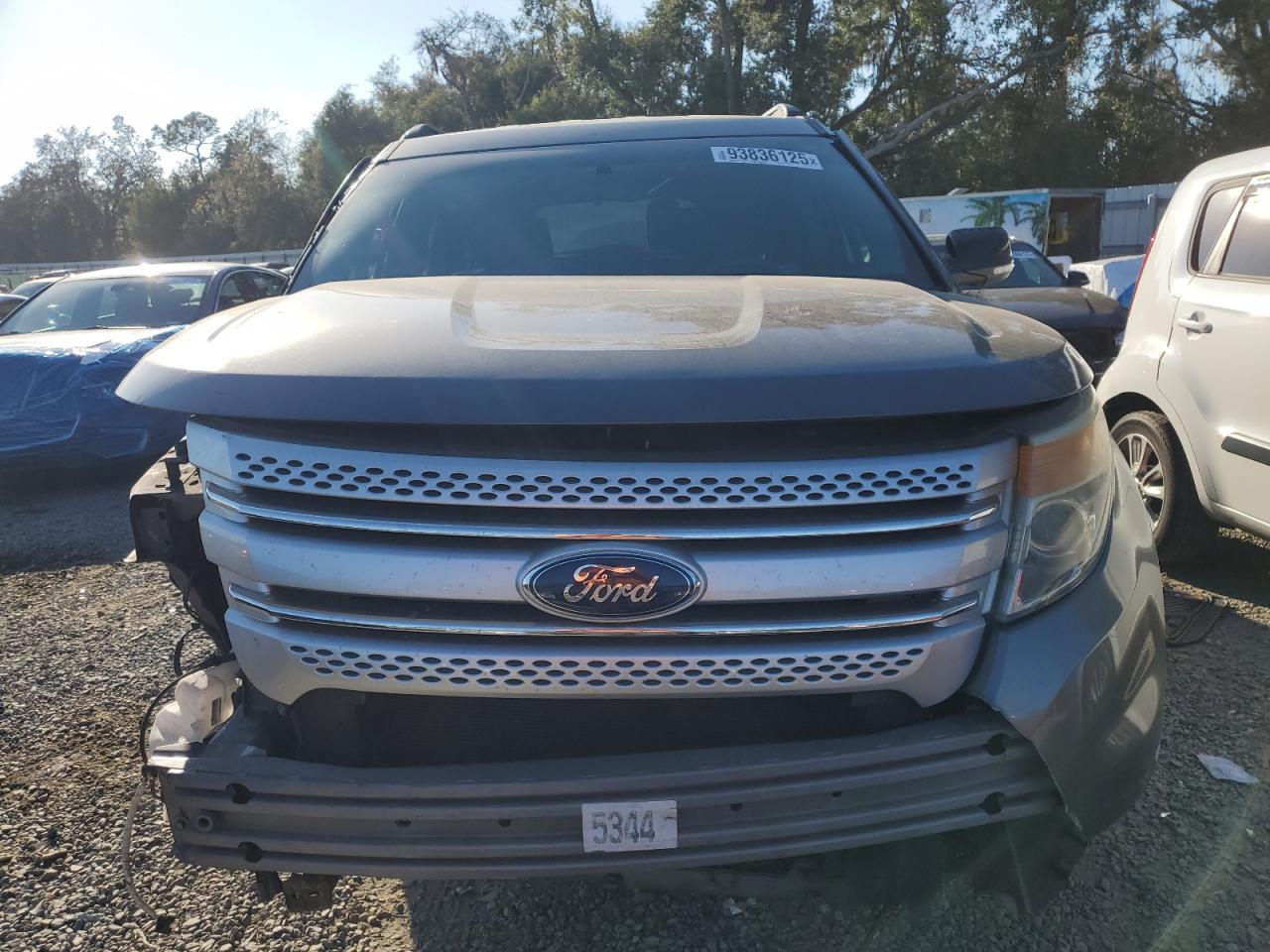 2014 Ford Explorer Xlt - Image 5