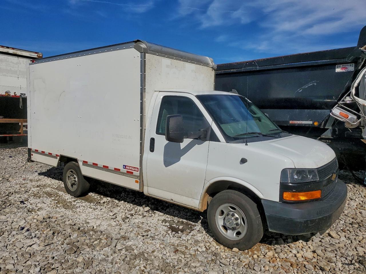 2020 Chevrolet Express 3500 Delivery Van - Image 4