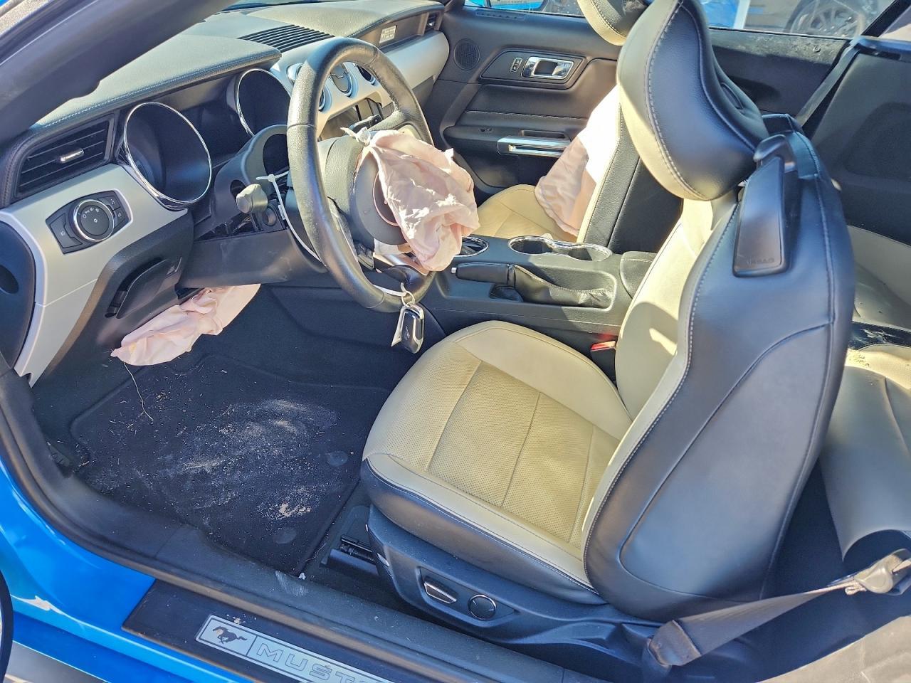 2017 Ford Mustang - Image 7