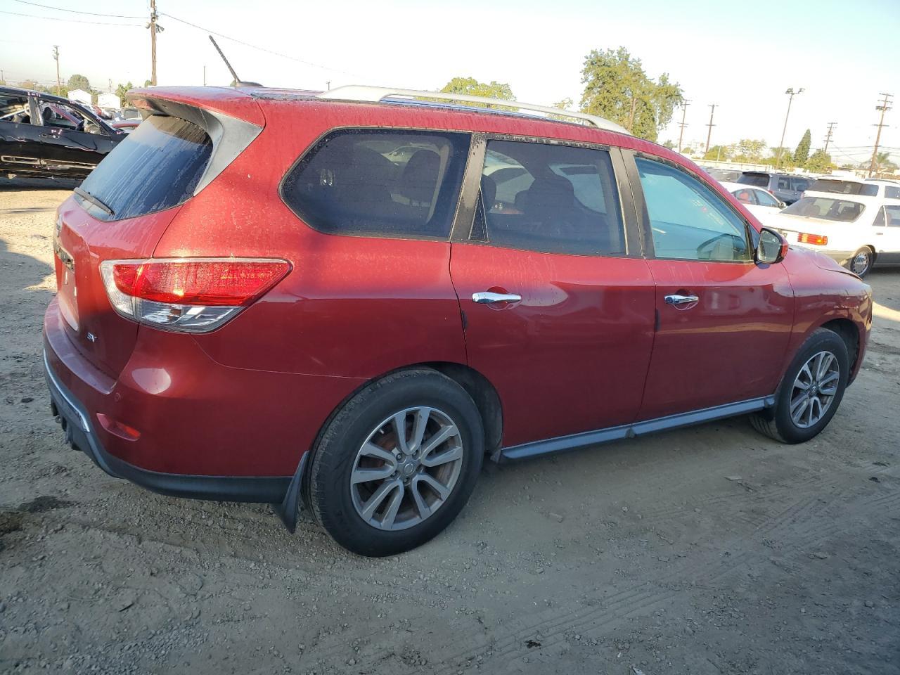 2014 Nissan Pathfinder S - Фото 3