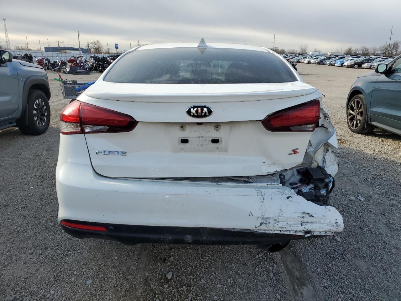 2017 Kia Forte Lx - Фото 6