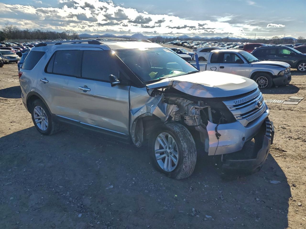 2014 Ford Explorer Xlt - Фото 4
