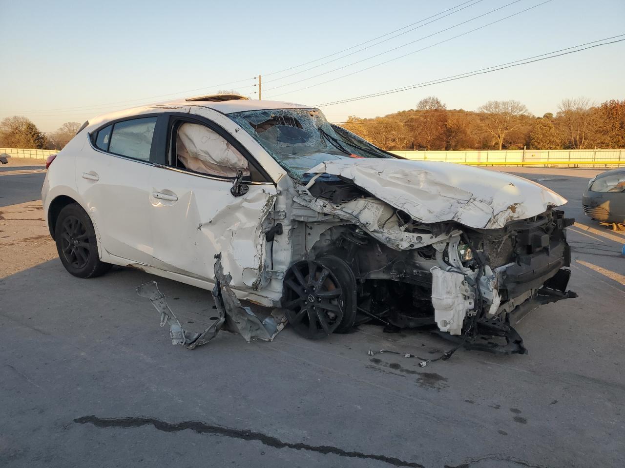 2016 Mazda 3 Grand Touring - Фото 4