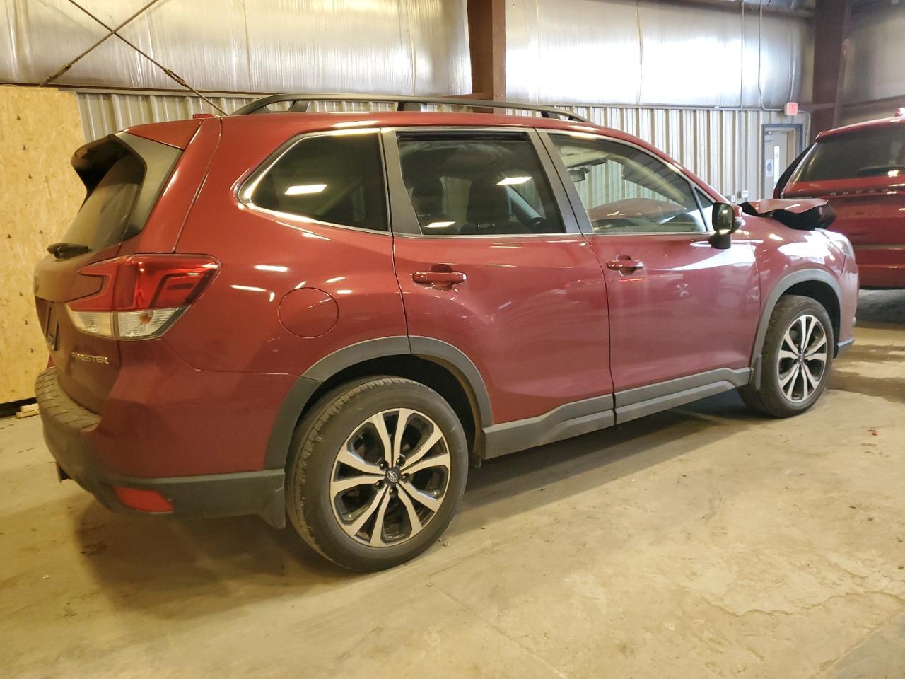 2022 Subaru Forester Limited - Image 3