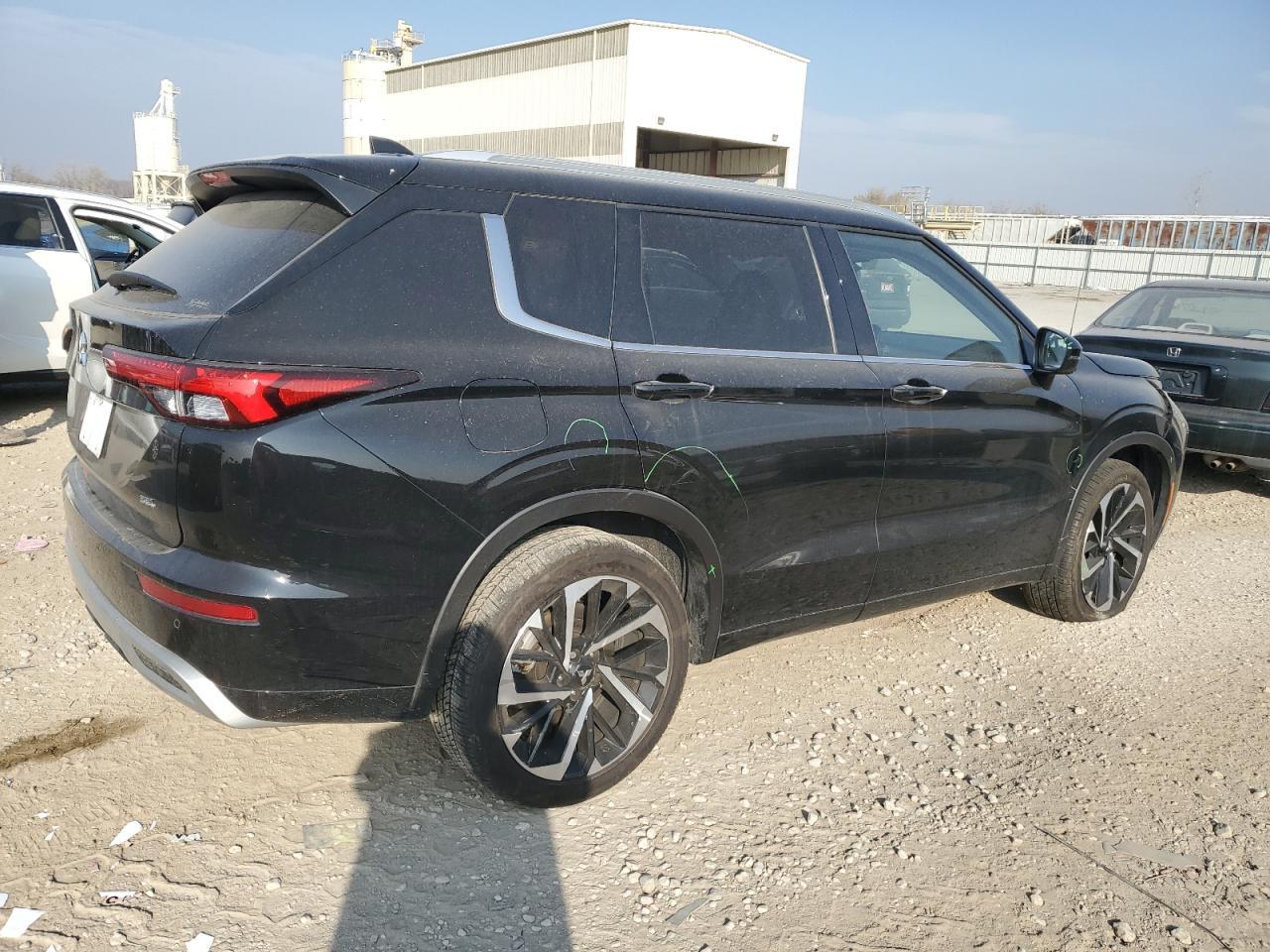 2024 Mitsubishi Outlander Sel - Фото 3
