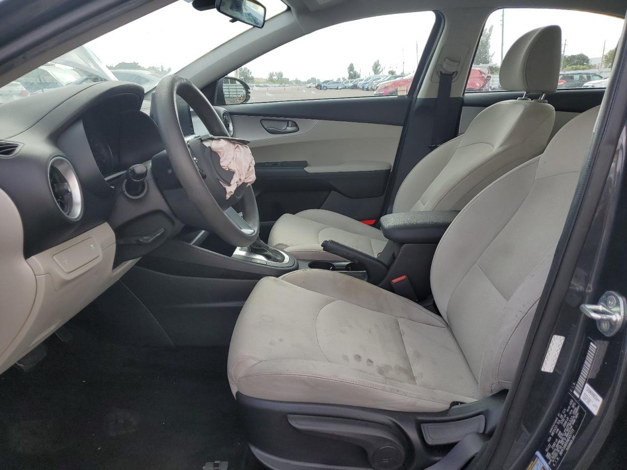 2022 Kia Forte Fe - Фото 7