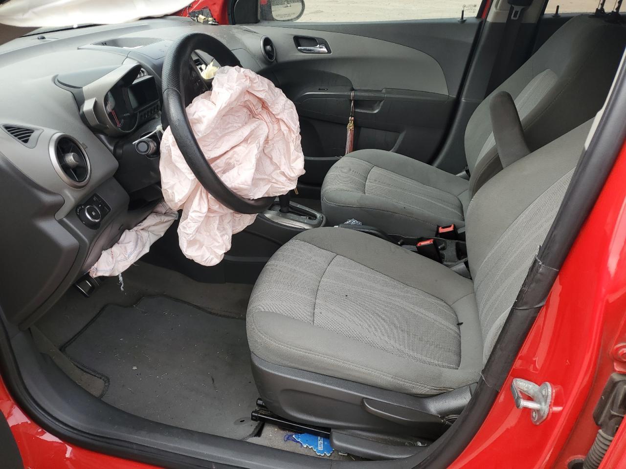 2014 Chevrolet Sonic Lt - Image 7